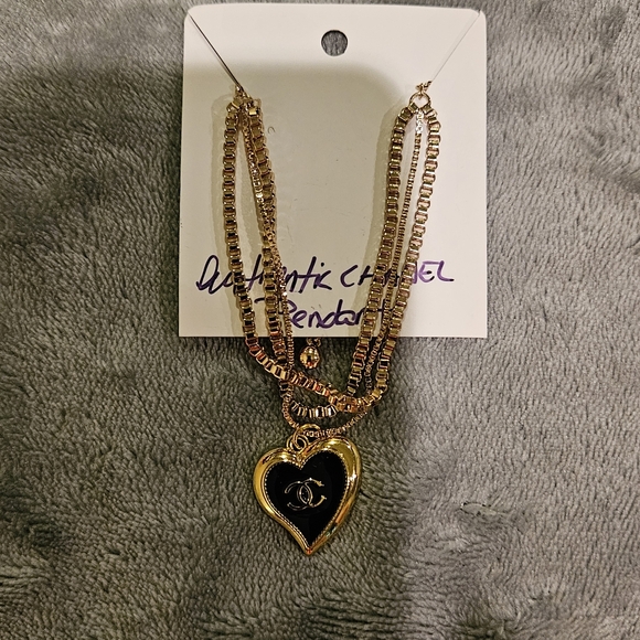 CHANEL Other - Gold and Black Heart Pendant Bracelet
